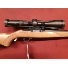 S/H 10/22 Deluxe Beech .22lr